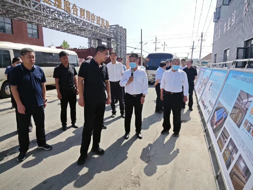 縣領導調(diào)研有機腐竹產(chǎn)業(yè)發(fā)展工作