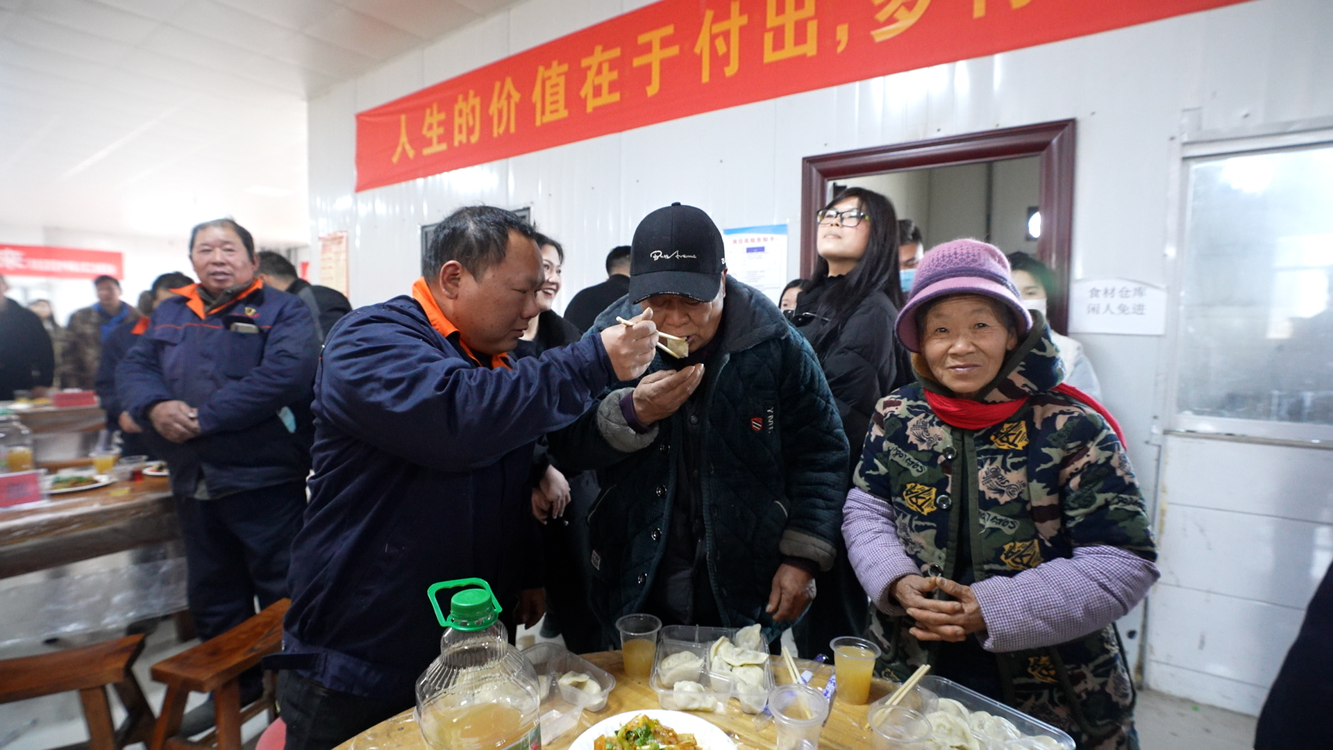 1703312269176215.jpg c8e9fafde9d9aebd4c62e3219dd7c87.jpg